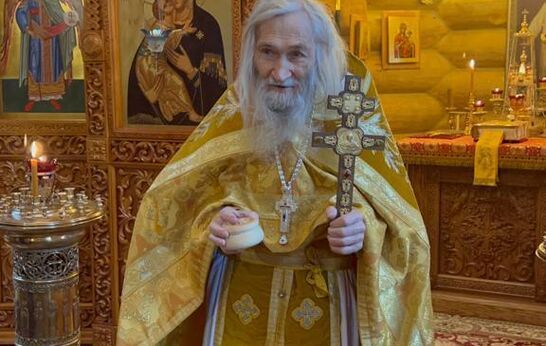 Схиархимандрит Илий совершил Богослужение в скиту Дмитрия Солунского.