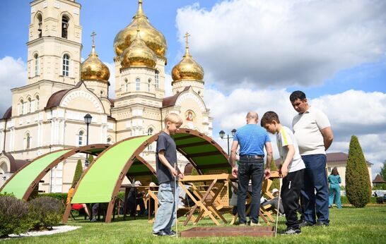 Народные игры стали частью фестиваля Традиции Святой Руси.