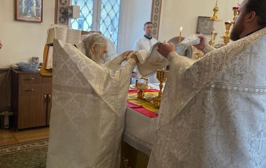 Cхиархимандрит Илий (Ноздрин) возглавил Божественную Литургию в храме в честь сошествия Святого Духа в г. Козельске.