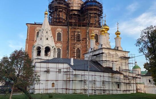 Cхиархимандрит Илий (Ноздрин) возглавил Божественную литургию в Спасо-Преображенском монастыре Рязанского кремля. 