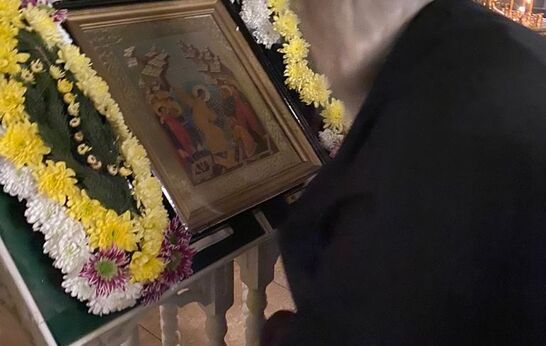 Cхиархимандрит Илий (Ноздрин) и принял участие в Божественной Литургии которую возглавил митрополит Орловский и Болховский Тихон.