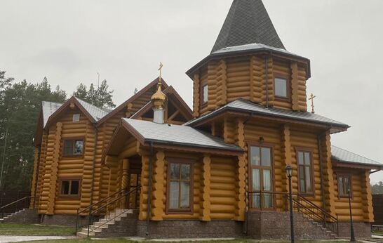 Cхиархимандрит Илий (Ноздрин) совершил Божественную Литургию в Ставропигиальном скиту святого великомученика Дмитрия Солунского.