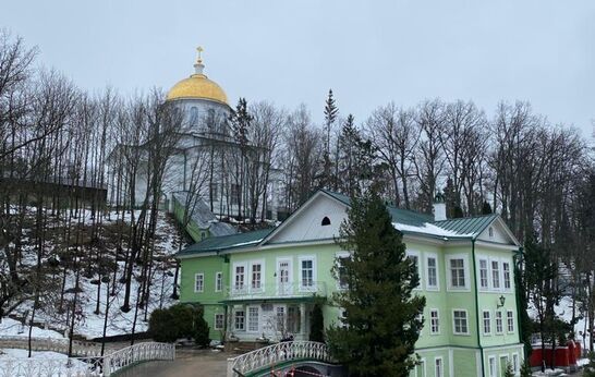 Схиархимандрит Илий (Ноздрин) посетил Свято-Успенский Псково-Печерский монастырь.