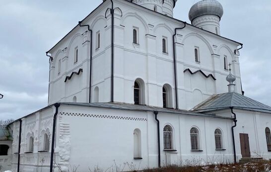 Cхиархимандрит Илий (Ноздрин) сослужил митрополиту Новгородскому и Старорусскому Льву Литургию по чину святителя Григория двоеслова Папы Римского