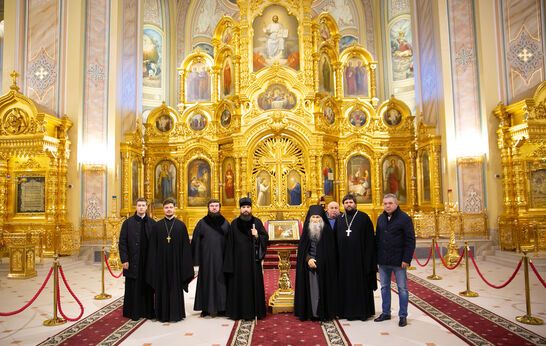 Схиархимандрит Илий (Ноздрин) посетил Ростовский кафедральный собор Рождества Пресвятой Богородицы