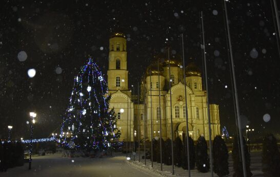Схиархимандрит Илий (Ноздрин) совершил Божественную Литургию в храме Сретения Господня.