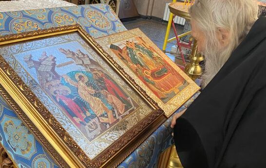 Схиархимандрит Илий (Ноздрин) совершил богослужение в церкви Воскресения Христова в п. Форос.