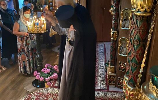 Cхиархимандрит Илий (Ноздрин) и руководитель проекта 