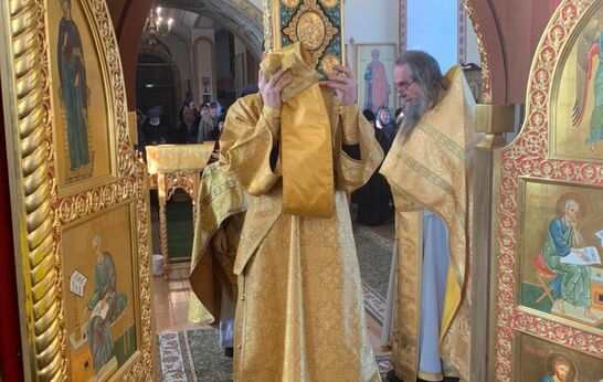 Cхиархимандрит Илий (Ноздрин) возглавил Божественную Литургию в храме в честь Сошествия Святого Духа (Свято-Духова церковь) города Козельска.