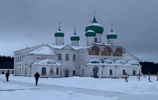 Схиархимандрит Илий (Ноздрин) и руководитель проекта 