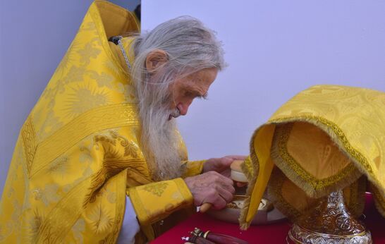 Схиархимандрит Илий (Ноздрин) возглавил Божественную Литургию в храме Сретения Господня Духовно-православного центра «Вятский Посад».