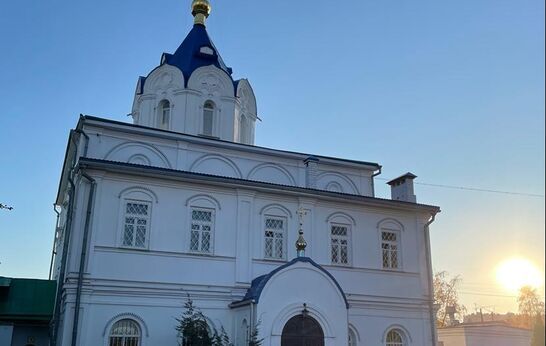 Схиархимандрит Илий (Ноздрин) совершил Богослужение в Введенском женском монастыре города Орла.