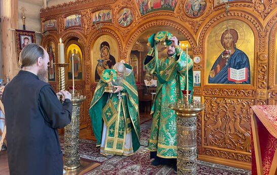 Схиархимандрит Илий (Ноздрин) совершил Богослужение в скиту Дмитрия Солунского.