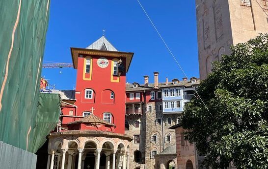 Схиархимандрит Илий (Ноздрин) и Геннадий Николаевич Цурков посетили Ватопедский монастырь.