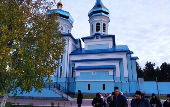 Cхиархимандрит Илий (Ноздрин) и руководитель проекта 