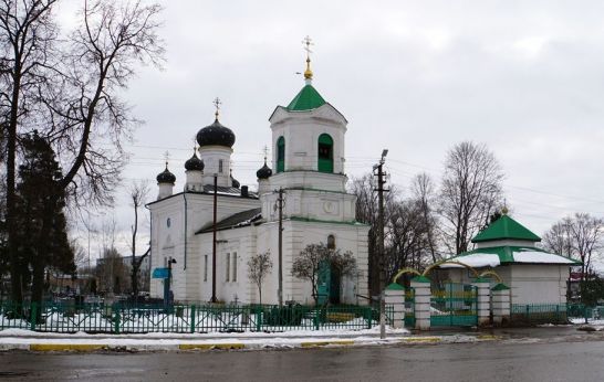 27 ноября схиархимандрит Илий (Ноздрин) совершил богослужение в Кафедральном соборе Святой Троицы в городе Невель (Псковская область)