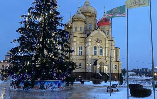 Cхиархимандрит Илий (Ноздрин), совершил Божественную литургию в храме Сретения Господня Духовно-православного центра 