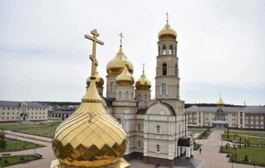 12 сентября — освящение купола реконструированного храма Собора Двенадцати Апостолов