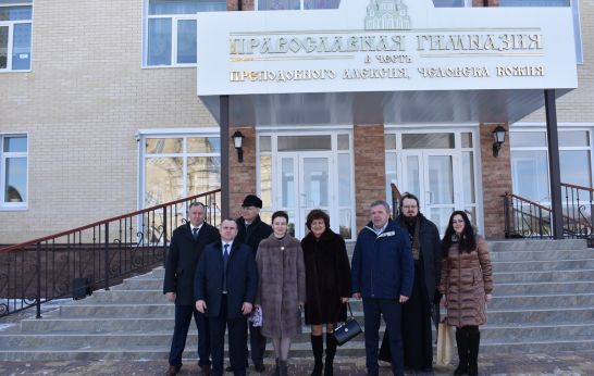 В духовно-православном центре «Вятский Посад» с рабочим визитом побывала заместитель министра образования РФ Татьяна Синюгина. 