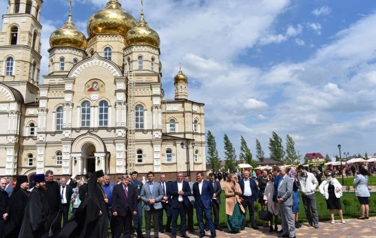 С 11 по 13 мая в духовно-православном центре «Вятский посад» прошёл I международный фестиваль православной культуры и народного искусства «Традиции Святой Руси».