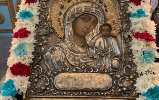 В престольный праздник храма Казанской иконы Божией Матери в селе Яковлево Свердловского района Орловской области схиархимандрит Илий возглавил Божественную литургию 