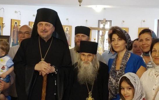 Божественная литургия  в Греции