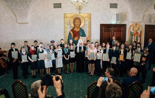 Открыт приём литературных творческих работ на международный детский литературный конкурс имени Ивана Шмелёва «Лето Господне»