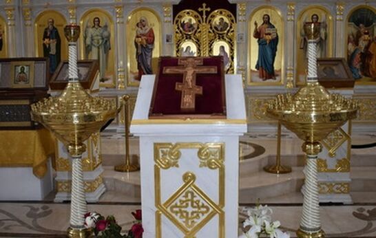 В храме Сретения Господня прошел открытый урок, посвященный празднику Воздвижения Честного и Животворящего Креста Господня