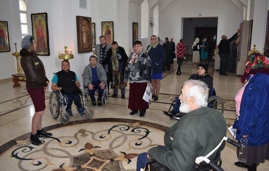 11  октября 2018 года в Вятский Посад приезжали проживающие в  БСУ СО ОО «Богдановский дом-интернат для престарелых и инвалидов»