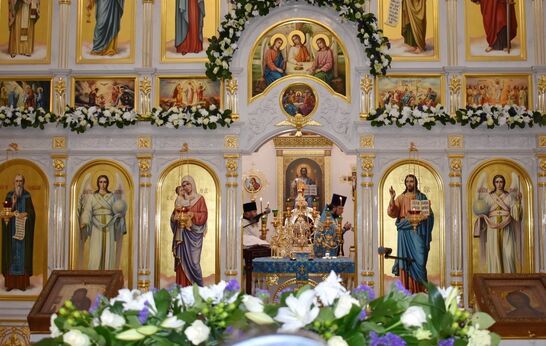 Всенощное бдение в канун Престольного Праздника Сретения Господня