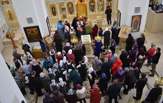 Сегодня службу вел батюшка Илий